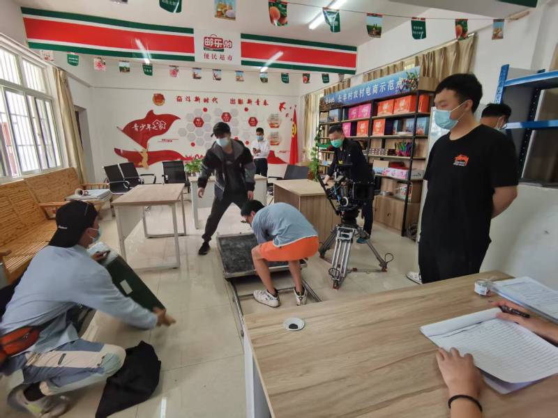 南江县广告片拍摄公司：极简主义践行者，少即是多的视觉哲学