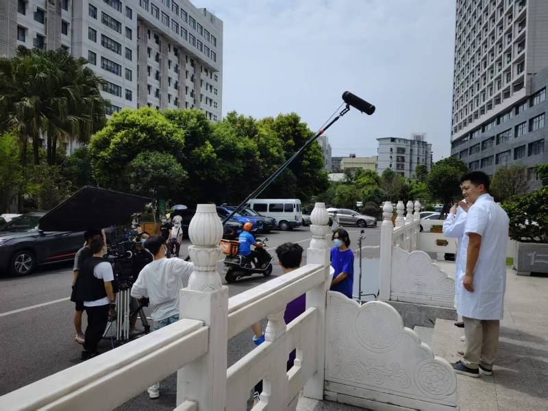 南江县广告片拍摄公司低成本实现高规格制作的诀窍